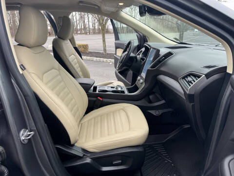 2021 Ford Edge SEL