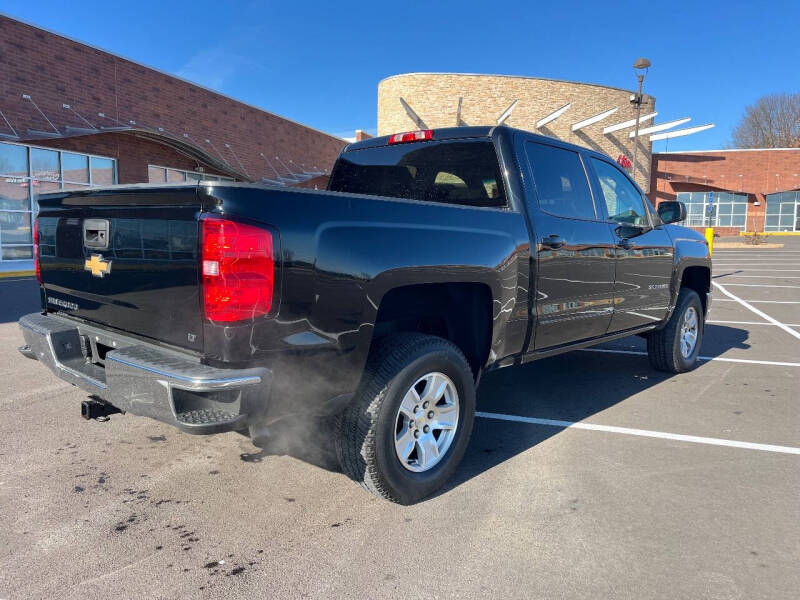 2015 Chevrolet Silverado 1500 LT photo 15