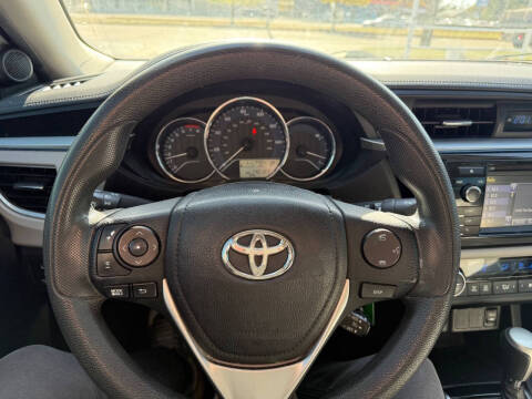 2015 Toyota Corolla LE