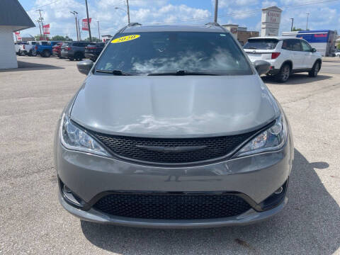 2020 Chrysler Pacifica Touring L Plus