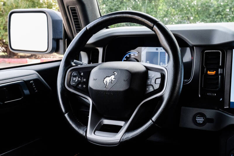 2021 Ford Bronco Base Advanced