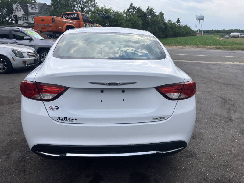 2015 Chrysler 200 Limited