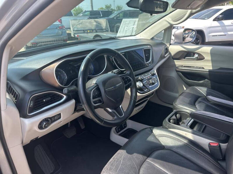 2017 Chrysler Pacifica
