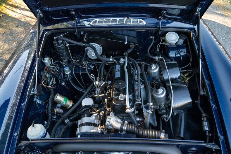 1973 MG B