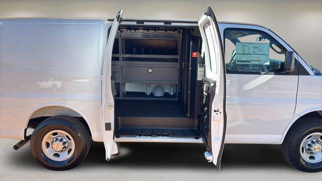 2026 Chevrolet Express 3500