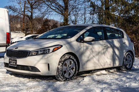2017 Kia Forte5 LX