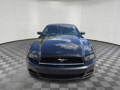 2014 Ford Mustang V6
