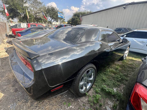 2012 Dodge Challenger SXT