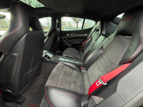 2013 Porsche Panamera GTS