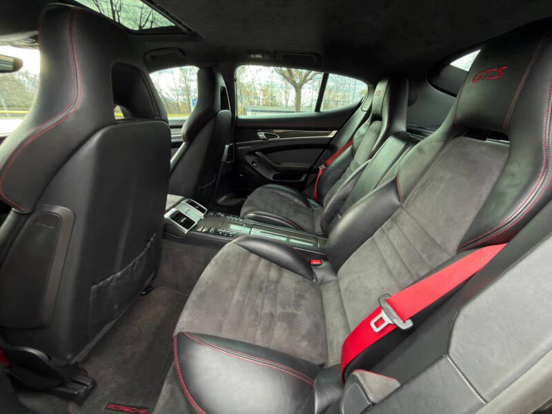2013 Porsche Panamera GTS