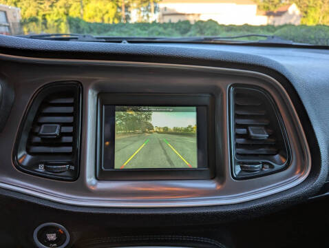 2022 Dodge Challenger SXT