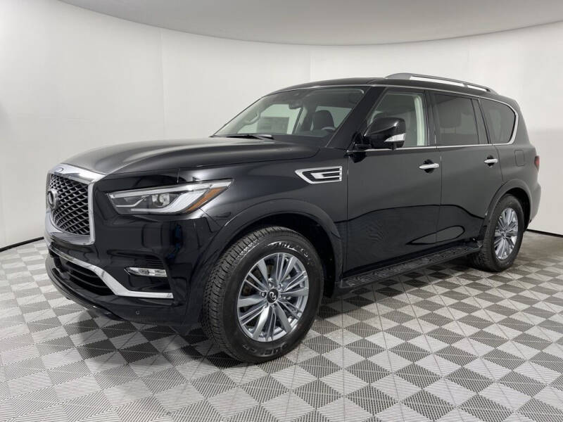 2021 Infiniti QX80 Luxe
