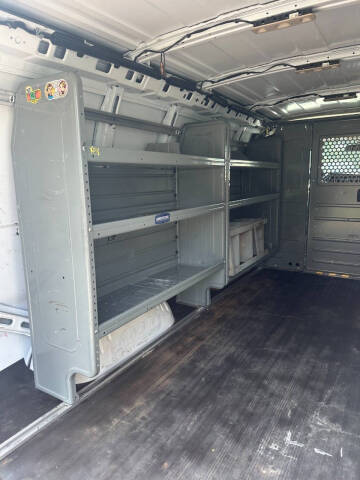 2018 Chevrolet Express 2500