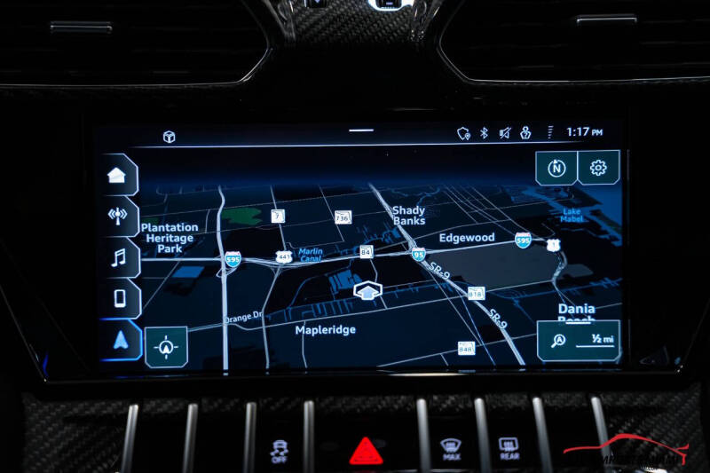 2022 Lamborghini Urus