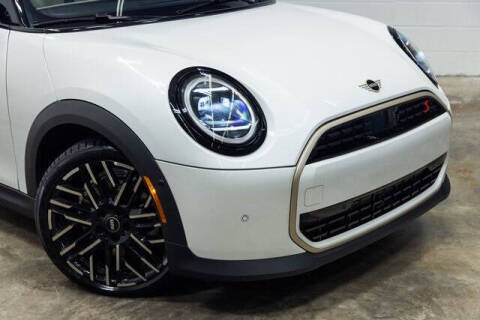 2025 MINI Hardtop 2 Door Cooper S Signature Trim