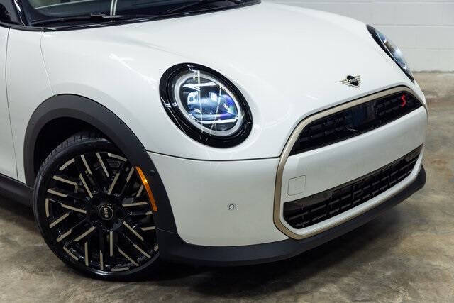 2025 MINI Hardtop 2 Door Cooper S Signature Trim