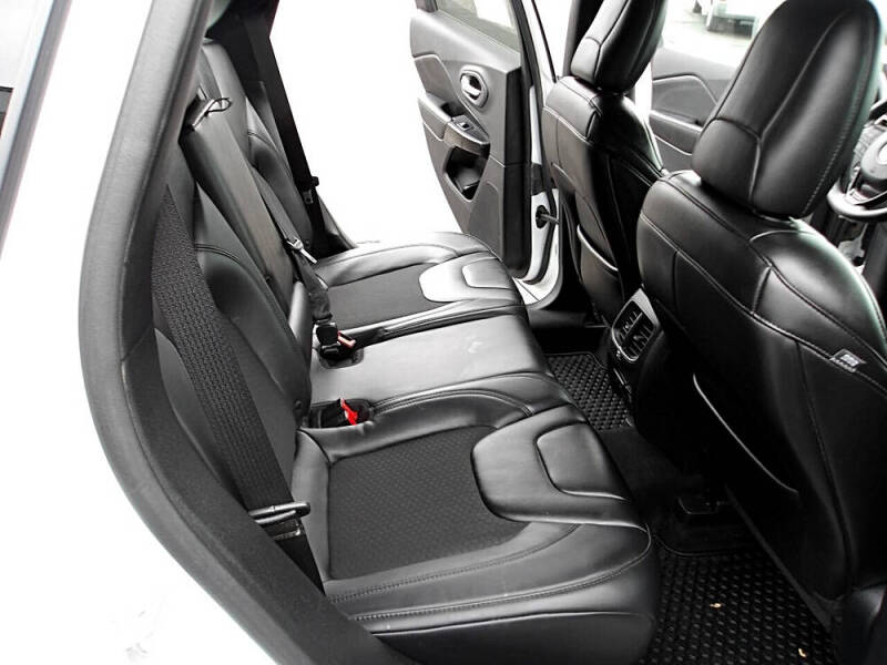 2019 Jeep Cherokee Altitude