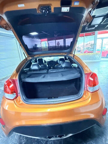 2016 Hyundai Veloster Turbo