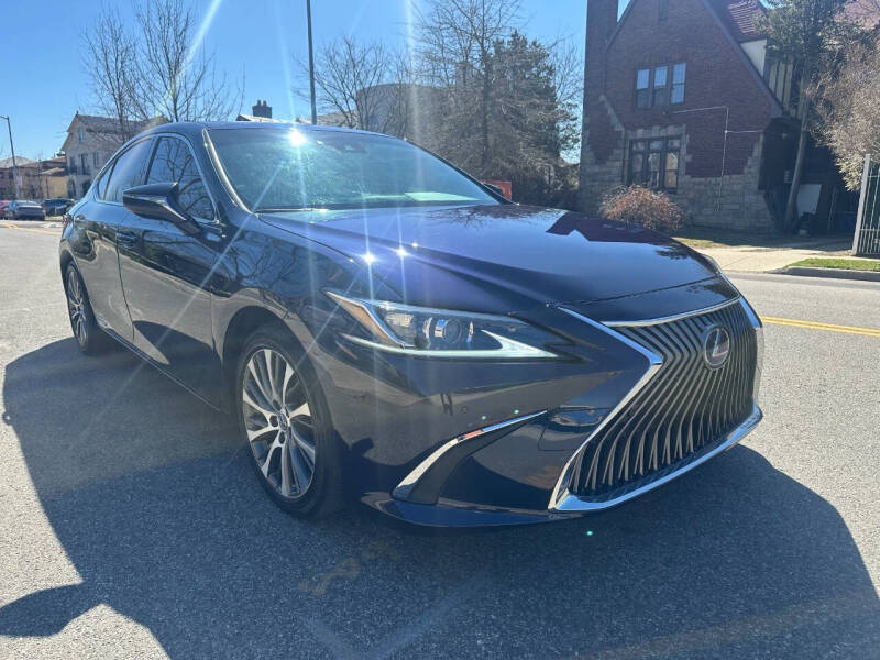 2019 Lexus ES 300h for sale at Cars Trader New York in Brooklyn NY