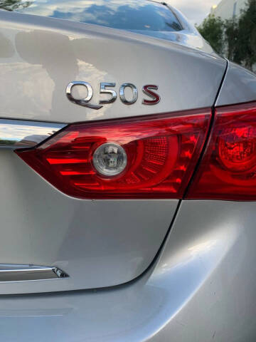 2014 Infiniti Q50