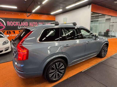 2020 Volvo XC90 T5 Momentum