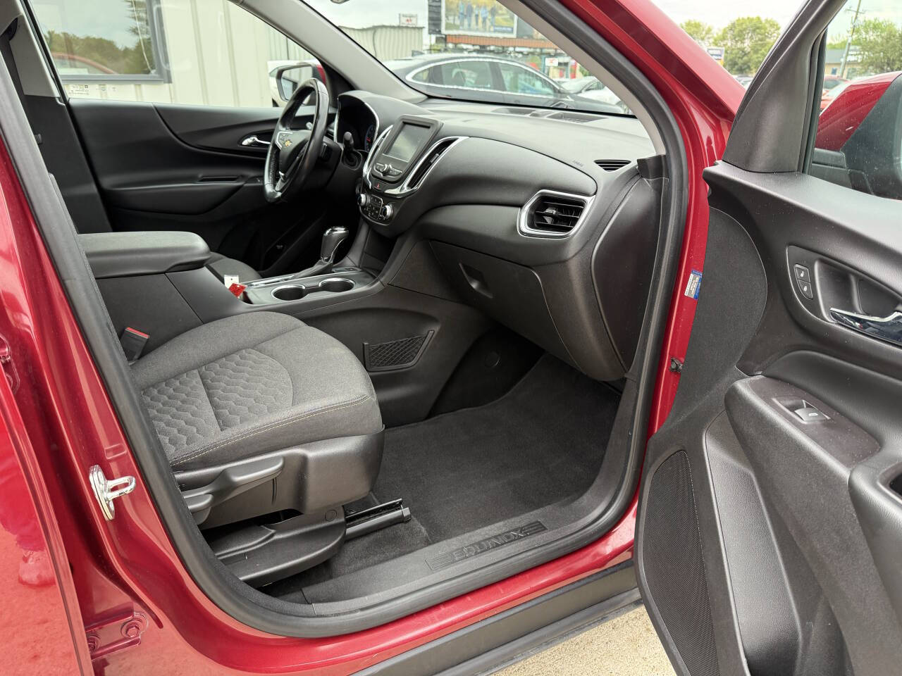 2018 Chevrolet Equinox photo 10