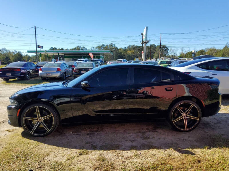 2018 Dodge Charger null photo 2