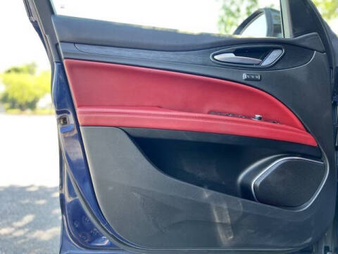 2021 Alfa Romeo Stelvio Sprint