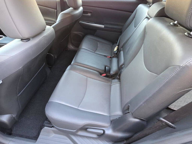 2013 Toyota Prius v