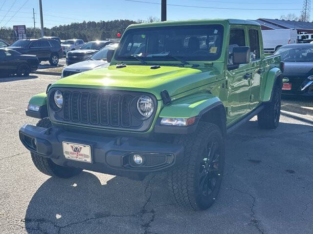 2025 Jeep Gladiator NightHawk