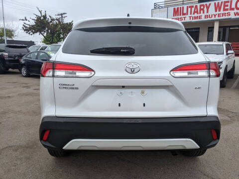 2025 Toyota Corolla Cross LE