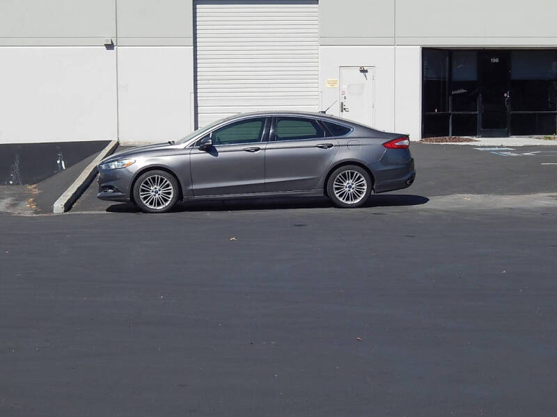 2014 Ford Fusion SE