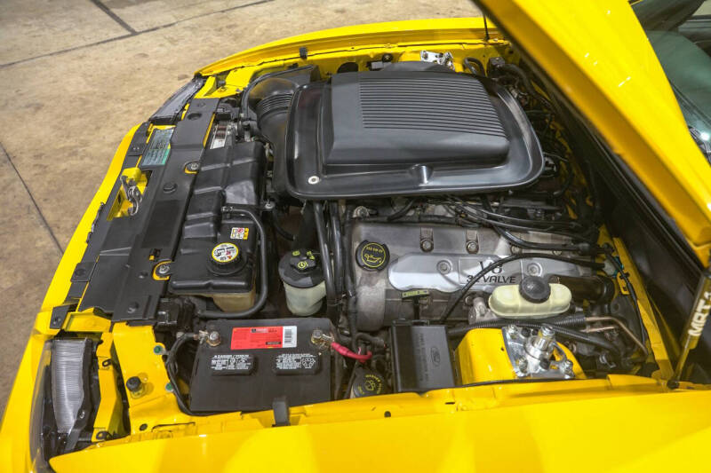 2004 Ford Mustang Mach 1 Premium
