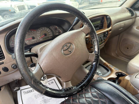 2003 Toyota Sequoia SR5