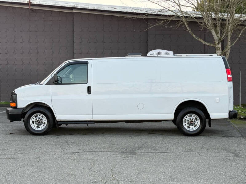 2016 GMC Savana 2500