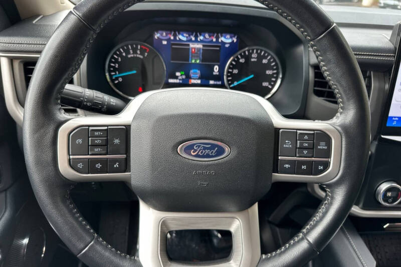 2024 Ford Expedition MAX XLT