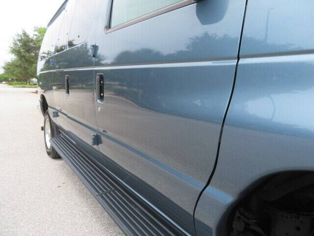 2014 Ford E-Series E-150 XLT