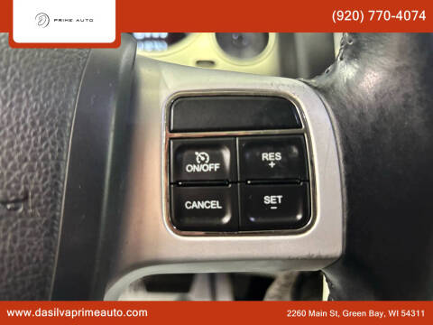 2012 Volkswagen Routan