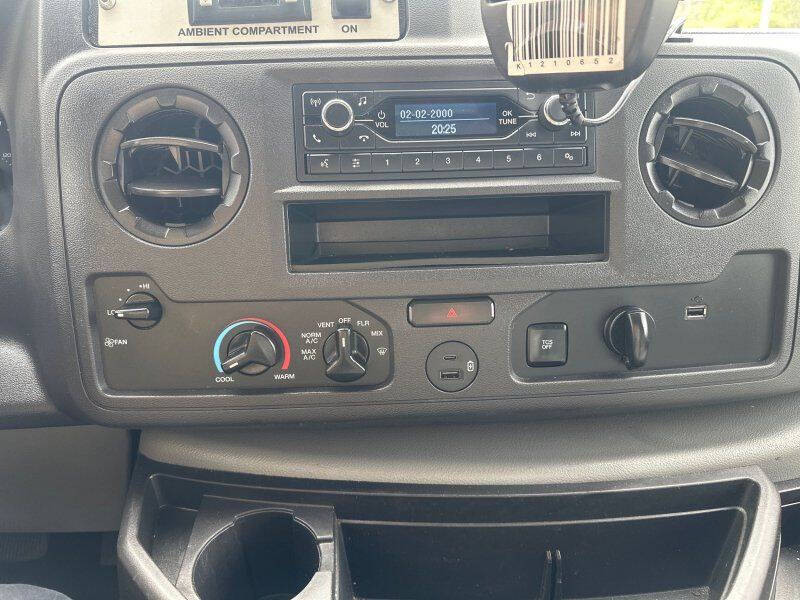 2024 Ford E-Series