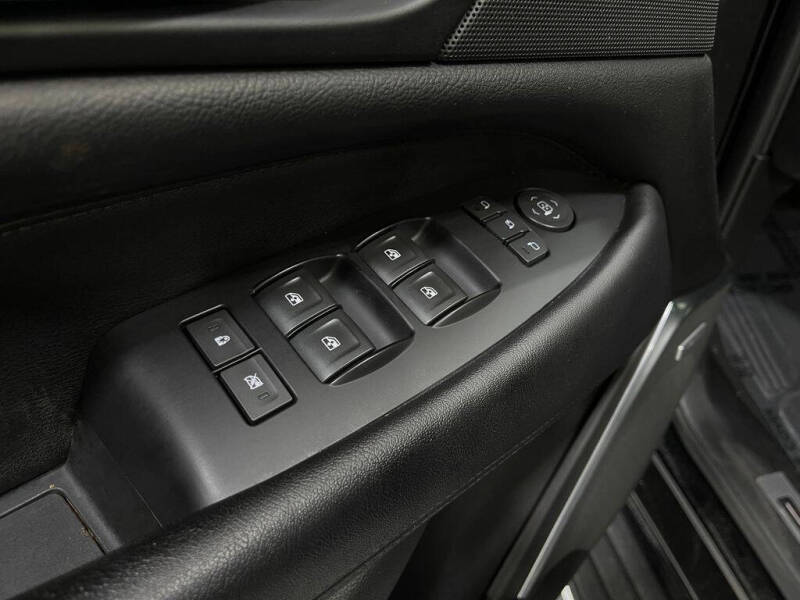 2018 Cadillac Escalade ESV Luxury