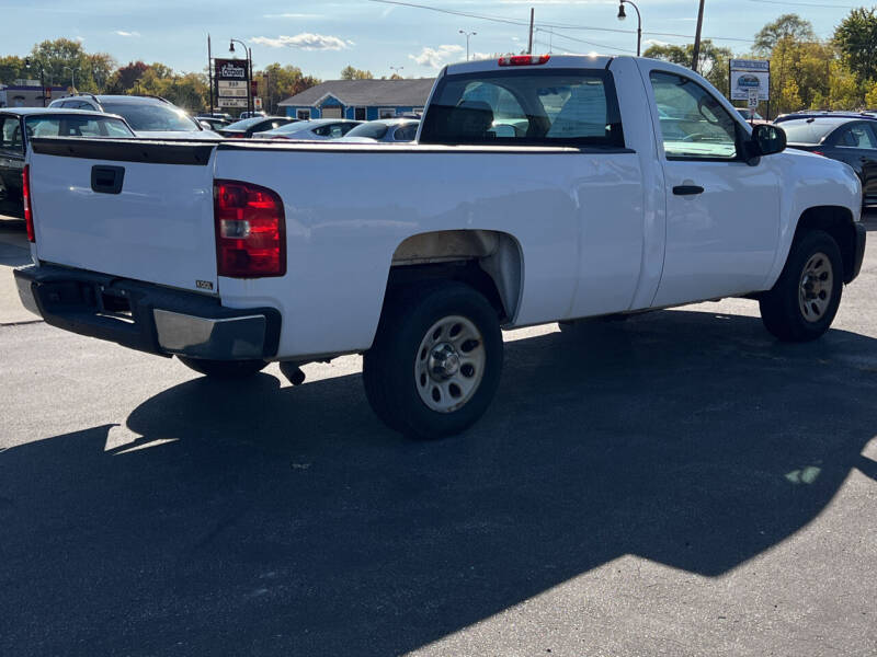 2013 Chevrolet Silverado 1500 Work Truck photo 4