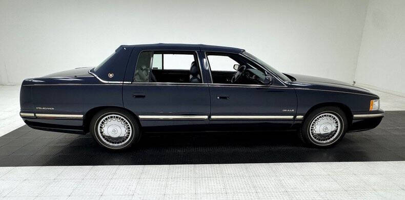 1997 Cadillac DeVille D'elegance