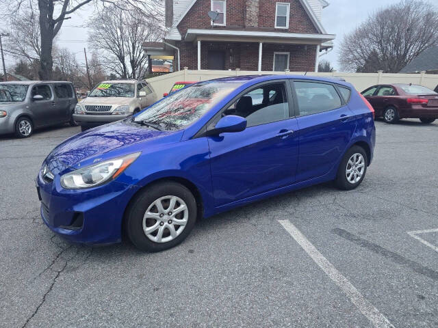 2012 Hyundai ACCENT for sale at QUEENSGATE AUTO SALES in York, PA