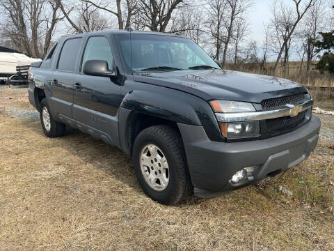 2005 Chevrolet Avalanche for sale at Burkholder Motors in Middletown DE