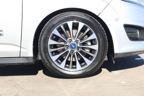 2017 Ford C-MAX Energi Titanium