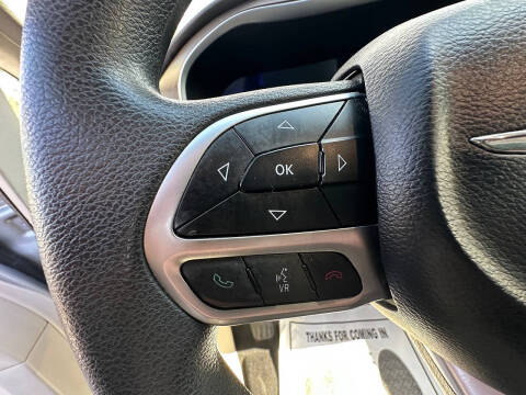 2017 Chrysler Pacifica LX