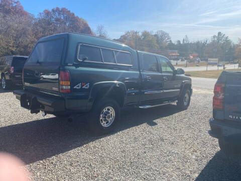 2005 GMC Sierra 2500HD for sale at Venable & Son Auto Sales in Walnut Cove NC
