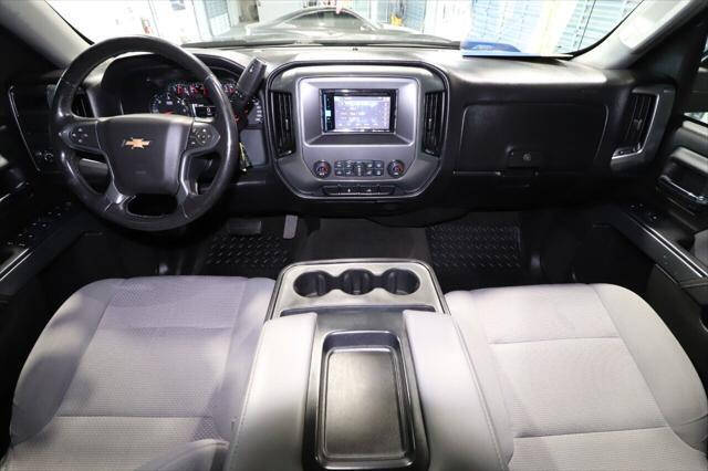 2017 Chevrolet Silverado Pickup - $29,497