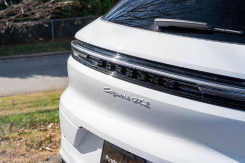 2025 Porsche Cayenne GTS