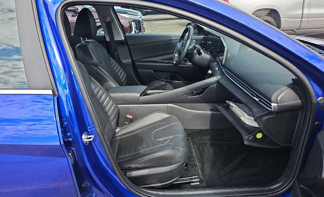 2023 Hyundai Elantra Hybrid Limited